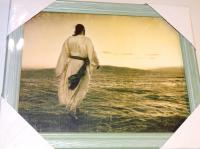 Репродукция картины «Христос идет по воде» в дер. ламинир. раме, 23*28
