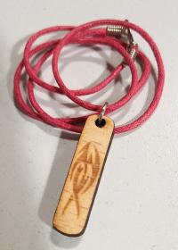 Кулон деревянный на шнурке — Рыбка фигурная с росчерком
