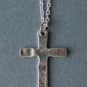 Кулон метал. под серебро на шнурке Крест длинный с сердечком и надписью в ассортименте