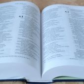 Библия в современном русском переводе. 073 (2025, 3-е изд., перераб., и доп., синий бумвинил)