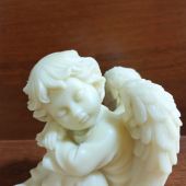 Интерьерная статуэтка «Спящий ангел» (левый)под слоновую кость в коробке (От Иваныча)