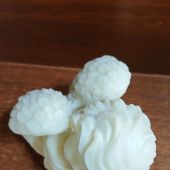 Интерьерная статуэтка «Спящий ангел» (правый)под слоновую кость в коробке (От Иваныча)