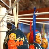 Яйцо на ленте «Рождество» деревянное 65 мм в ассортименте (Федорова ИП)