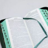 Библия каноническая 045 УZTICAM (камуфляж, экокожа, на молнии)